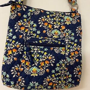 Vera Bradley Chandelier Floral Navy Blue crossbody purse bag